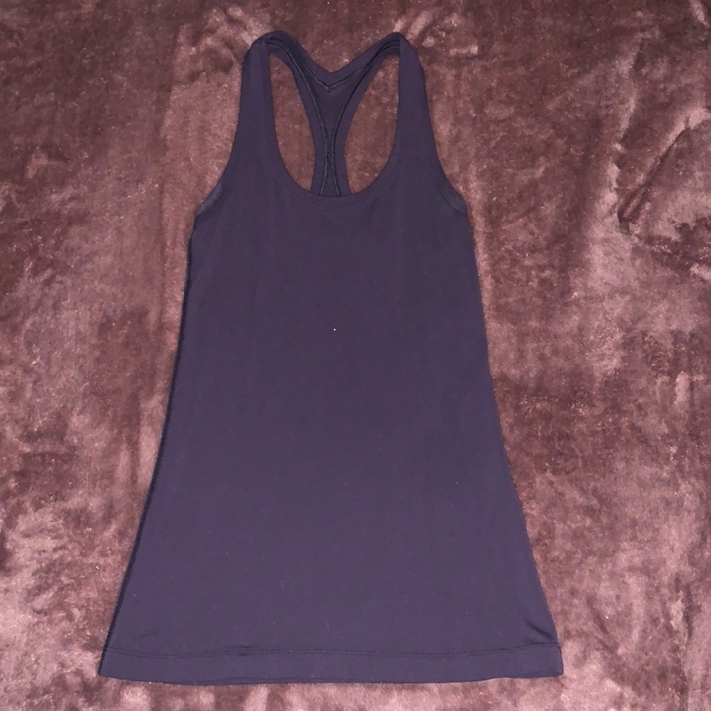 Lululemon top